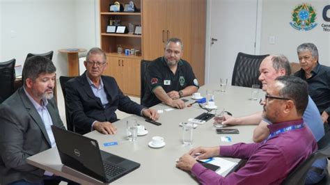 Representantes dos Técnicos em Segurança do Trabalho reunem se o