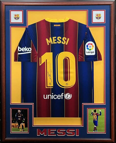 Sports Sports And Outdoors Memorabilia And Collectibles Lionel Messi Signed Mounted Photo Display