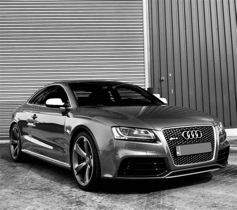 Download Audi S5 In Its Full Glory Wallpaper