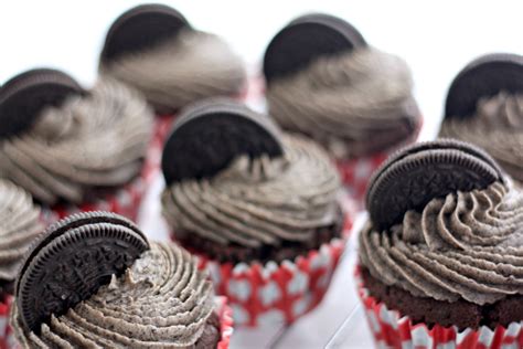 Oreo Cupcakes Makes Bakes And Decor