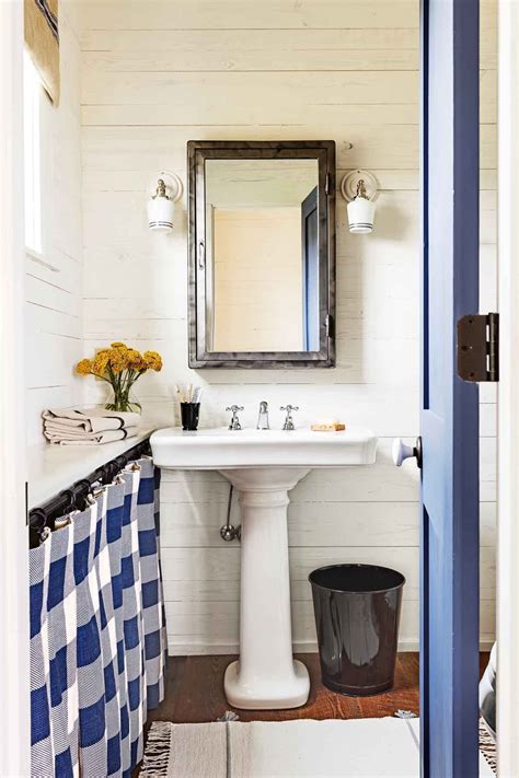 30 Small Country Bathroom Ideas Zyhomy