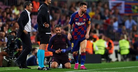 Ernesto Valverde Provides Update On Lionel Messi S Latest Injury Setback Mirror Online