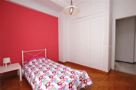 Looking to rent a private room, studio, or apartment in Athens? | roomsAthens