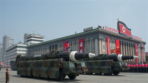 Corea Del Norte Exhibe Sus Misiles Balísticos En Un Desfile Militar En Pyongyang Fotos 09 02