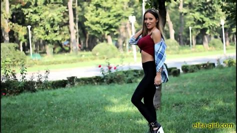 Erotic Lady With Small Ass From New Zealand