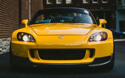 Download Wallpaper 3840x2400 Honda S2000 Yellow Front View