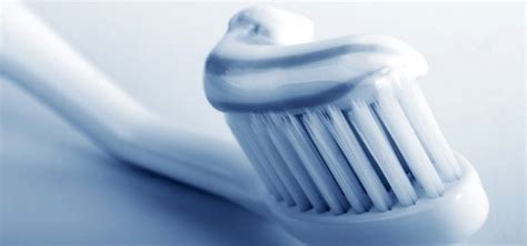 Best Manual Toothbrush Review Of 2021: Buying Guide - iBreathBad