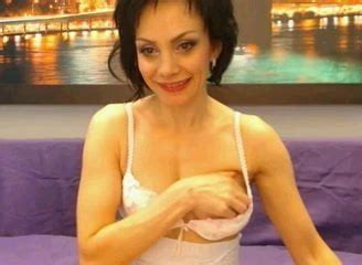 Sexy Madura Em Lingerie Branca XHamster