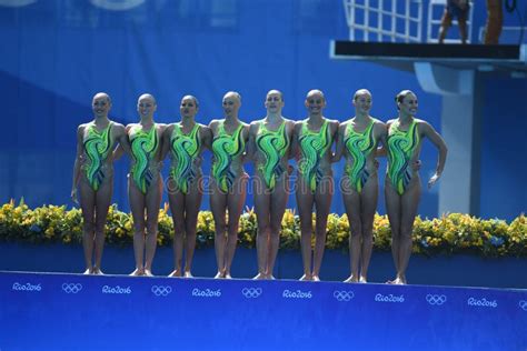 Team Greece En La Acci N Durante La Competencia Preliminar De La Rutina