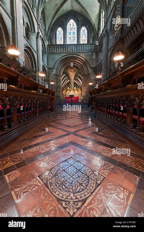 Interior hereford cathedral hi-res stock photography and images - Alamy