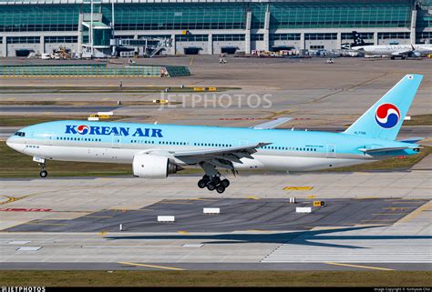 HL7766 Boeing 777 2B5 ER Korean Air Yunhyeok Choi JetPhotos