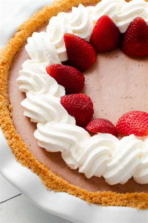 Fresh Strawberry Cream Pie Everyday Pie