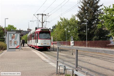 Deutschland Straßenbahn Freiburg im Breisgau Triebwagen 230