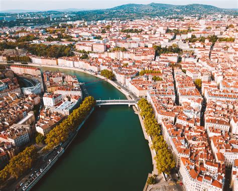 Onde Ficar Em Lyon Fran A Dicas De Bairros E Hot Is