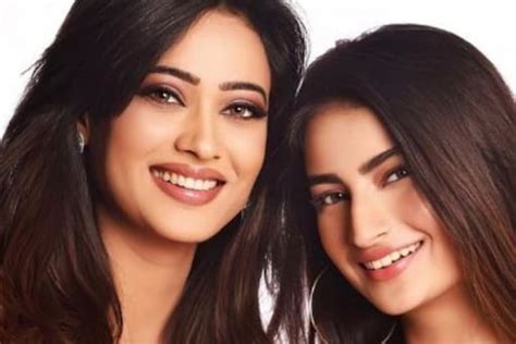 Shweta Tiwari Shares Sweet Birthday Post For Daughter Palak Calls Her My Ethereal Girl News18