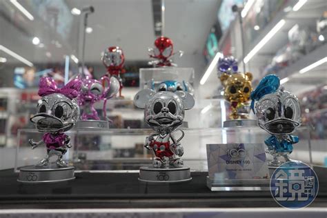 Hot Toys限定店 月登台 超過 款珍藏人偶首曝光 Yahoo奇摩汽車機車