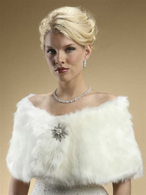 Faux Fur Bridal Wrap With Ivory Cream Fox Faux Fur Bridal Faux Fur Bridal Wrap Wedding Fur