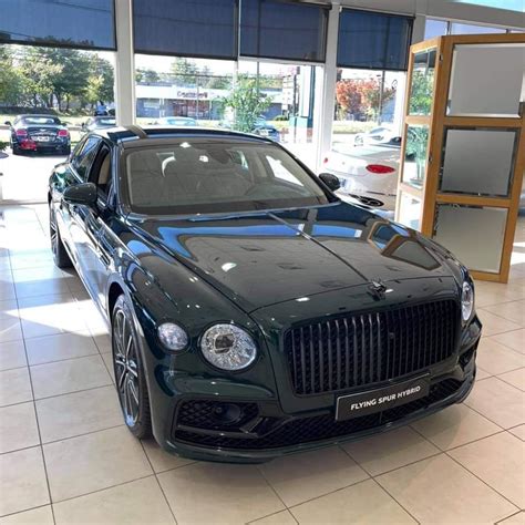 Bentley Flying Spur Hybrid : r/Bentley