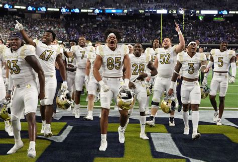 Stanford Cardinal Vs Notre Dame Fighting Irish Line Odds Picks And