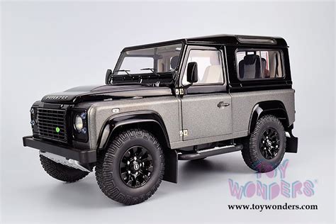 Kyosho Land Rover Defender Autobiography K Cgr Scale