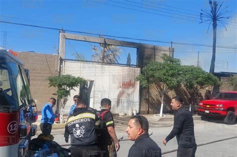 Se Incendia Predio Lleno De Art Culos De Segunda