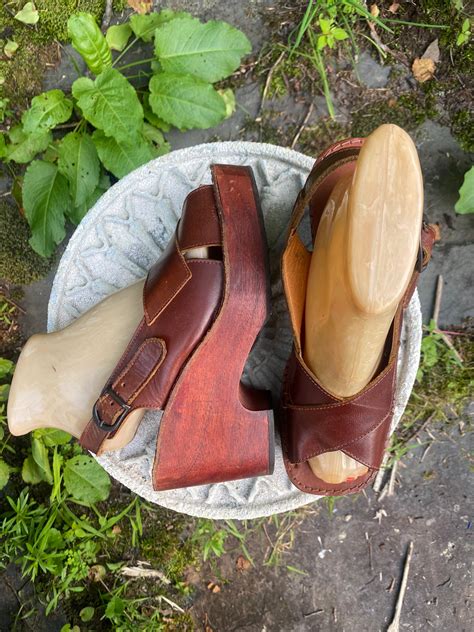 70s Wood Platforms Size 9 Vintage 1970s Italy Brown Leather And Wooden Wedges Shoes Disco Sandals