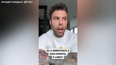 Fedez Scende In Politica Da Salvini A Sgarbi Tutte Le Reazioni Newsby