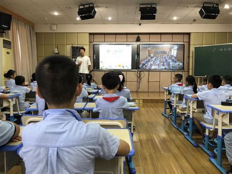 同步课堂促发展，互联共享赏童话 ——记海盐县实验小学教育集团东校区三年级与官堂小学语文同步课堂教学活动交流