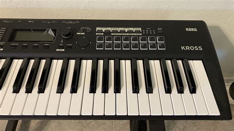 Korg Kross 2 61 Key Synthesizer Workstation Usb Midi Keyboard W Adj