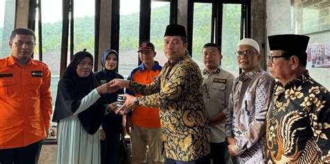 Salurkan Bantuan Korban Banjir Bandang Tanah Datar Bpkh Tak Gunakan