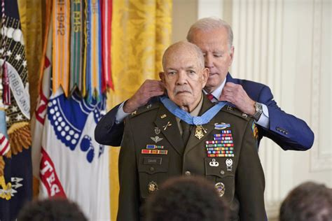 Biden Awards Medal Of Honor To Black Vietnam War Vet Paris Davis