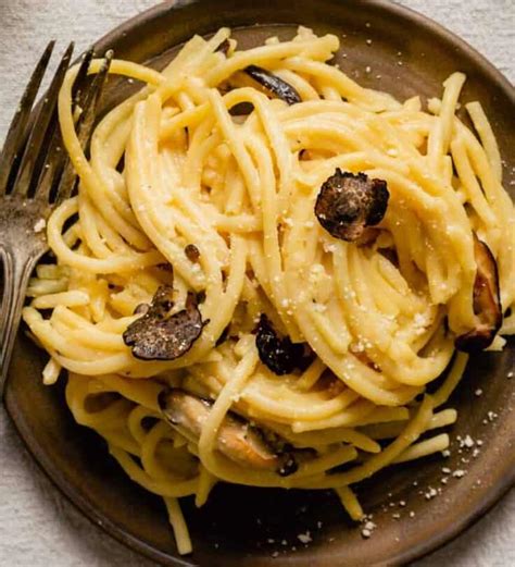 Creamy Truffle Mushroom Pasta Recipe