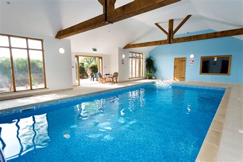 Holiday Cottages with Indoor Swimming Pool in Devon