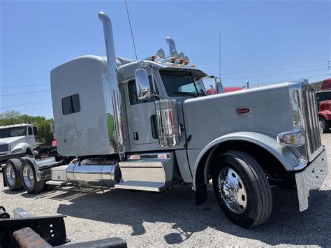 2023 PETERBILT 389 SLEEPER 799016 - Truck Market