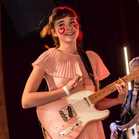 Pin De Cara Em The Regrettes