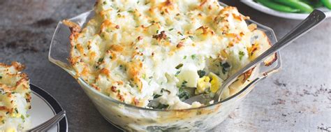 Fish pie with spinach recipe / Riverford