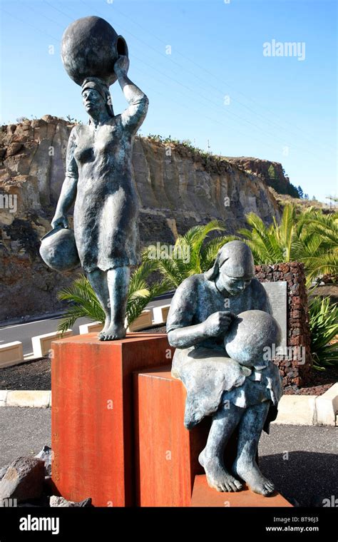 Sculptures Indicate The Old Pottery Village Arguayo Tenerife Canary