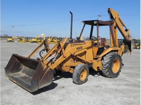 Case 580e Backhoe Loader Heavy Equipment Pinterest