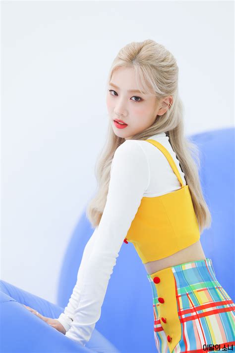 211125 Hula Hoop Starseed Jacket Shooting Loona Kim Lip Naver Post