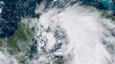 Se Forma La Tormenta Tropical Helena En El Caribe Occidental Yale