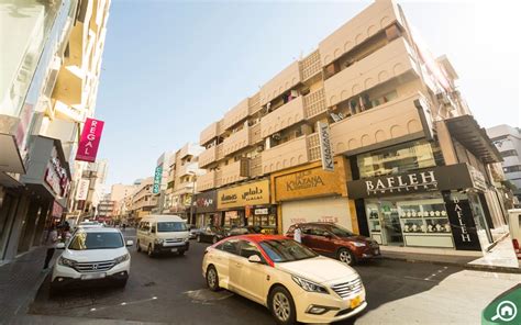 Best Shops In Meena Bazaar Dubai Malabar Gold Neerus Ghunghat And More