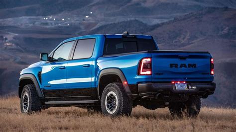 Pick Up Rambo Ram 1500 Trx Im Test Gewaltige Leistung Für Gewaltigen Preis