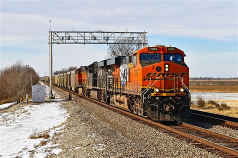 Bnsf Es44dc 7393 Floyd Mo — Trainspo