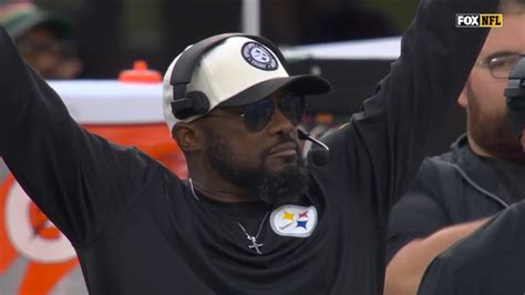 Report Mike Tomlin Told Players In Meeting That He Will Be Coaching