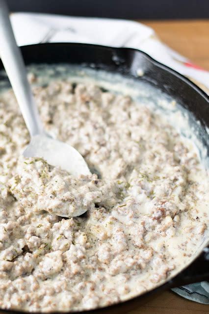 How To Make Sausage Gravy Recipe The Kitchen Wife