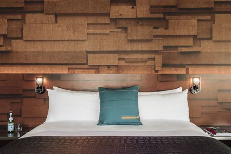 Take a peek at W Seattle’s newly-redesigned rooms - Curbed Seattle