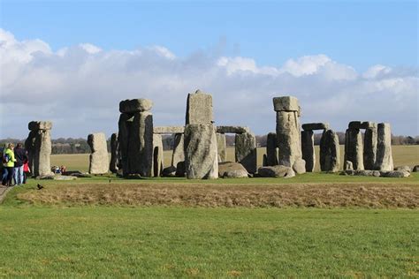 London To Stonehenge Bath Cotswolds Day Small Group Tour