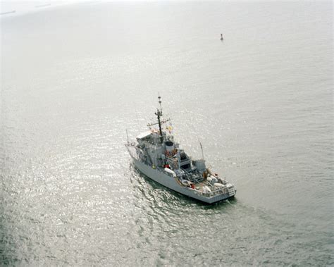 A Port Quarter View Of The Ocean Minesweeper USS FORTIFY MSO 446