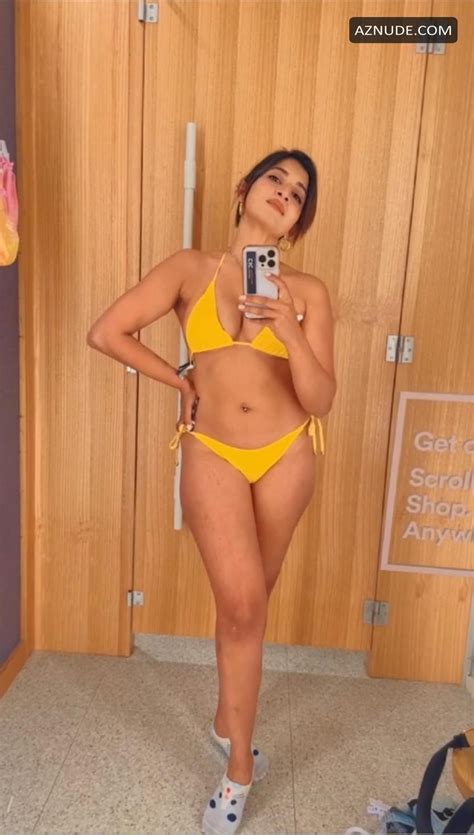Dishney Rajapakshe Bikini Selfies From Instagram AZNude