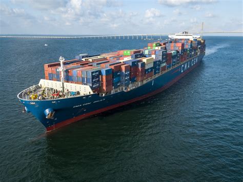 Port Tampa Bay Welcomes its Biggest Container Ship Ever! - Shooting Stars Post